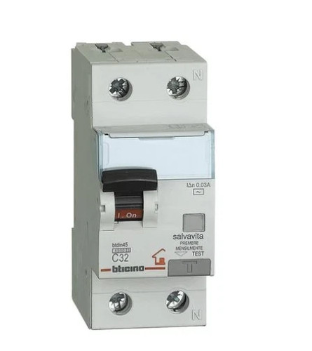 Magnetotermico 32a gc8813ac32 - magnetotermico,